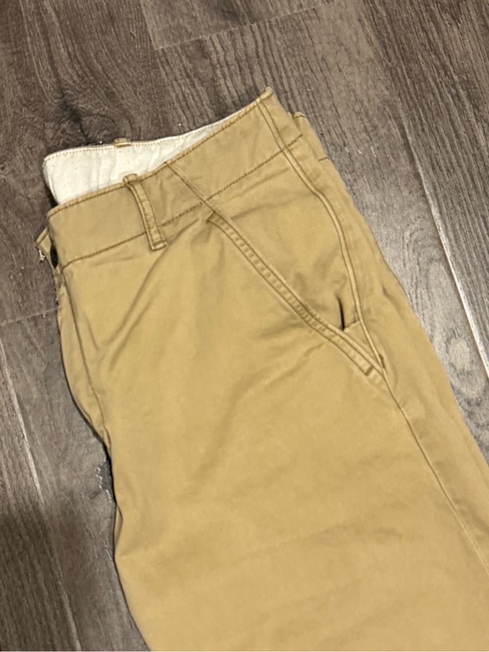 Levi's Strauss Classic Men's tan Chino Pants in Khaki W32 L34 image 2